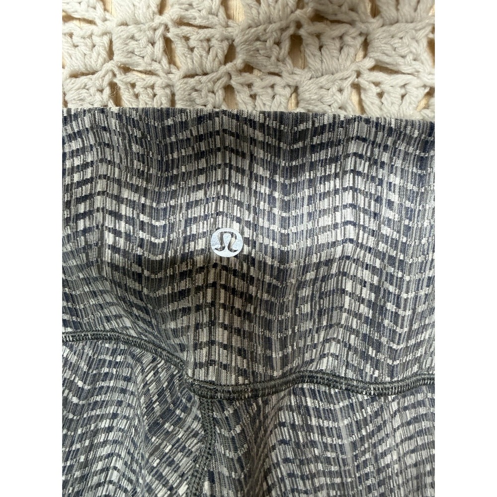 Lululemon Wunder Under Leggings Women Sz‎ 4 Gray Hi-Rise Tight Geometric Stretch - Picture 2 of 9